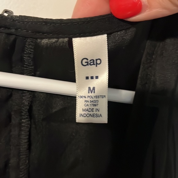 Gap Tank with Zipper racer back - Picture 3 of 8